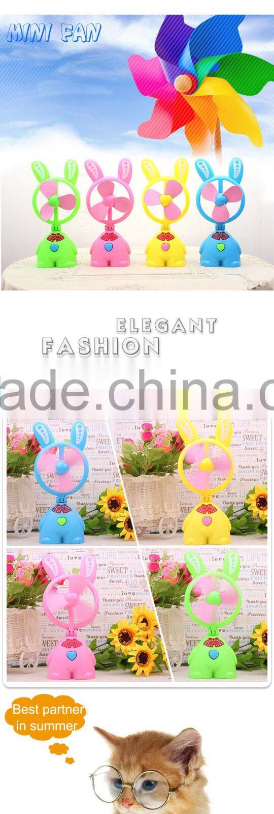 2016 promotional gift items auto electric rechargeable mini usb fan toys for kids