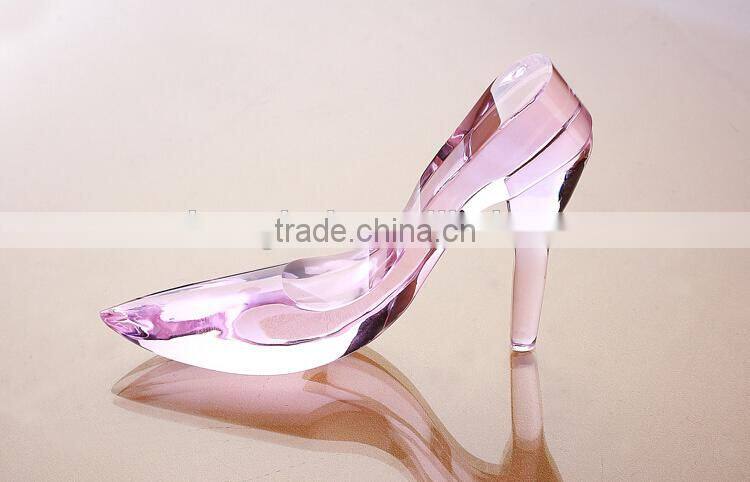 Fashion crystal wedding favor souvenir islamic crystal shose souvenir Products Suppliers