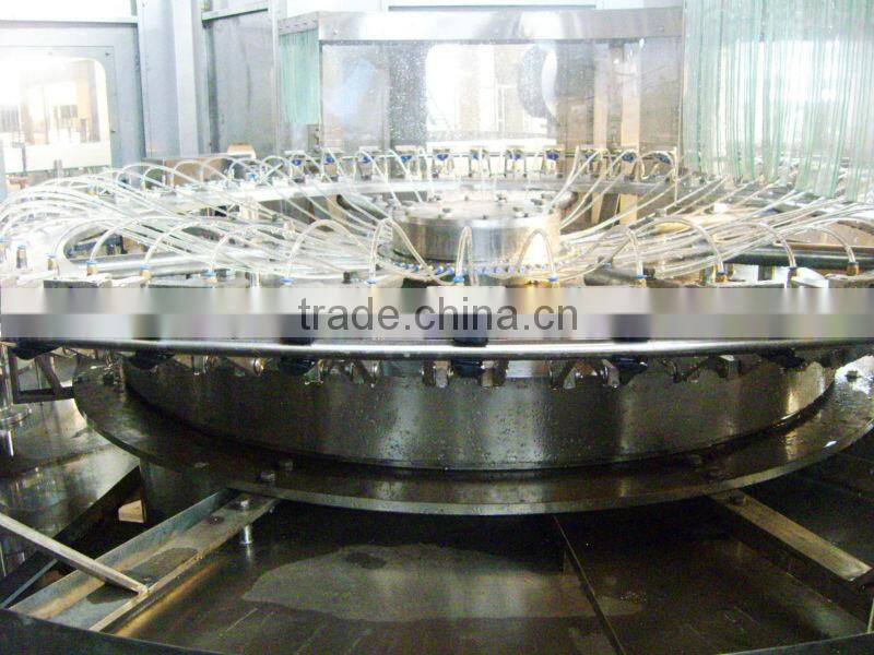 PET Bottled Automatic Soft Drink Filling Machine/Line/Carbonated Beverage Bottling Machine