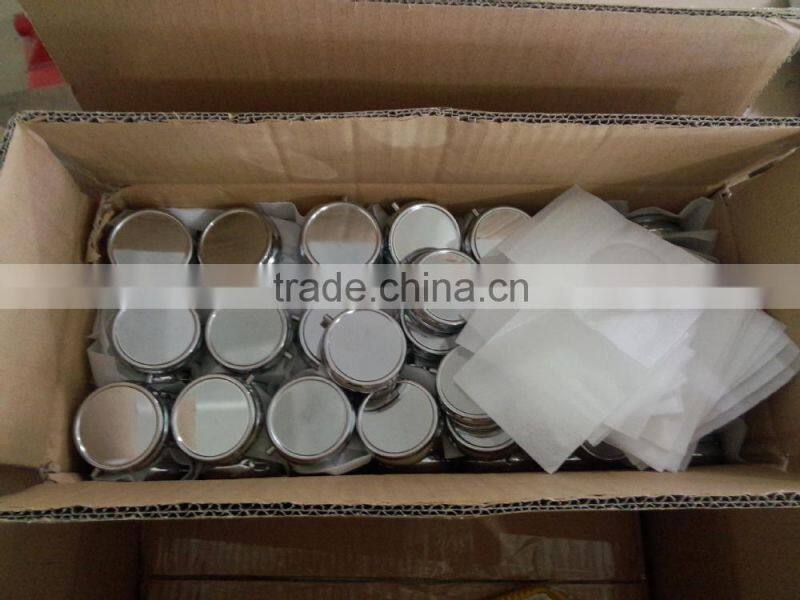 Exquisite Fashion Portable Round Pill Box With Crystal And Epoxy Coating On The Lid