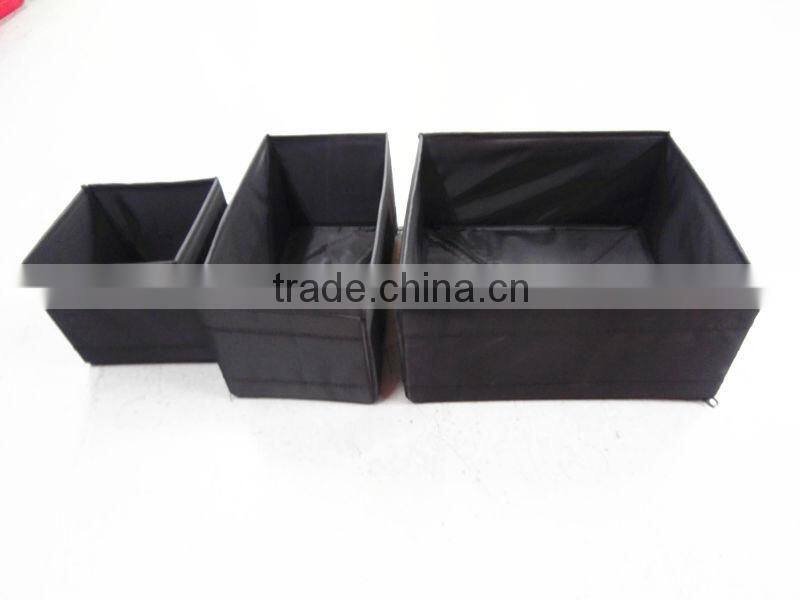 Fabric polyester multipurpose clothes storage box with removable lattice