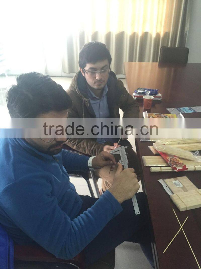 Oblique bamboo shovel