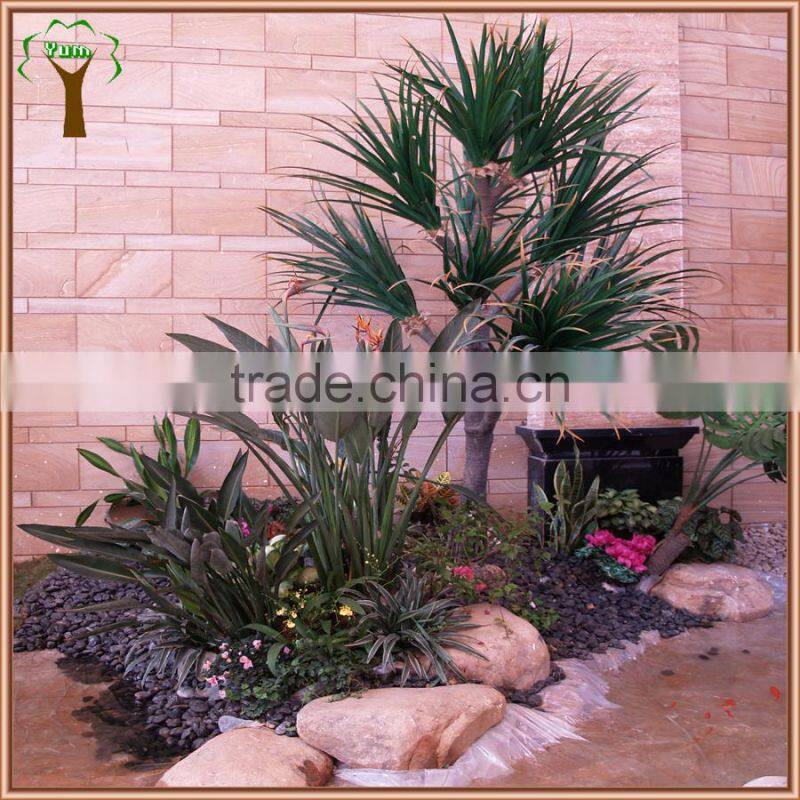 artificial sisal plant with sharp leaves