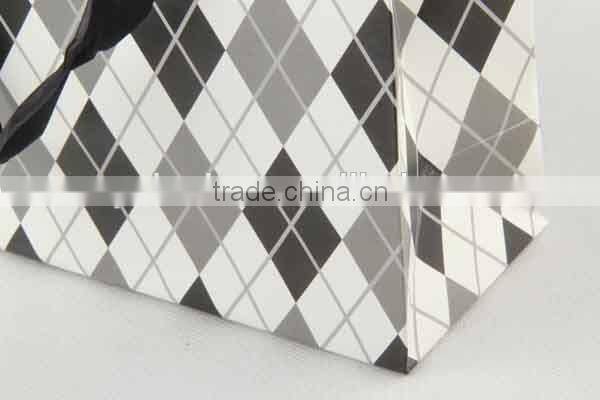 Foldable Gift Bag with Diamond Pattern/ Shopping Bag