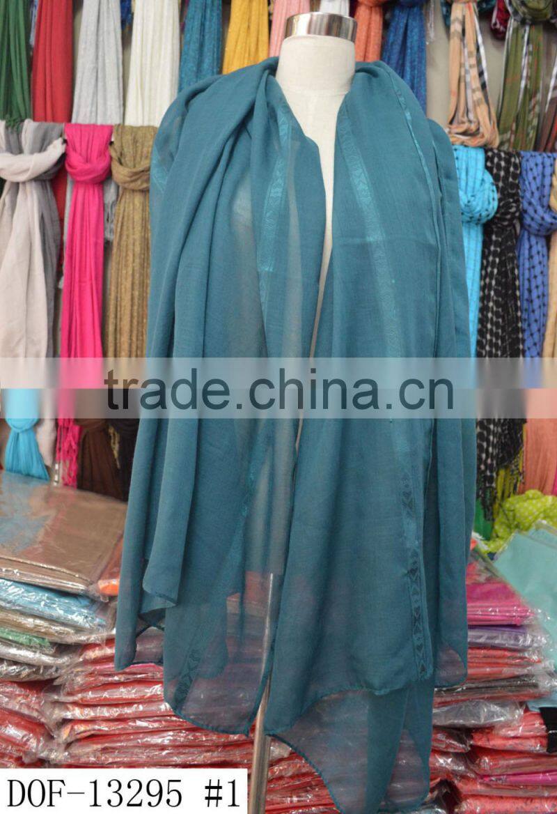 2016 Fashion hot arabic duabi lady chiffon plain jacquard floral hijab scarf shawl