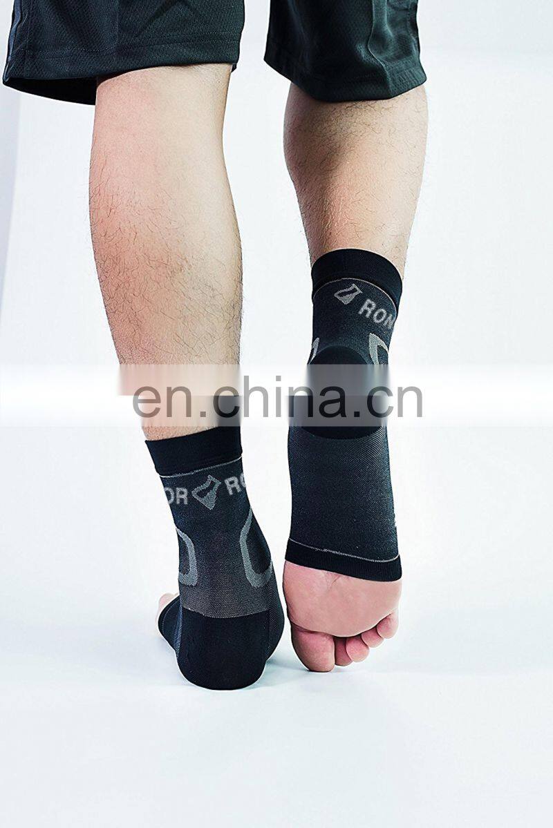 Seamless nylon compression arch support foot sleeve