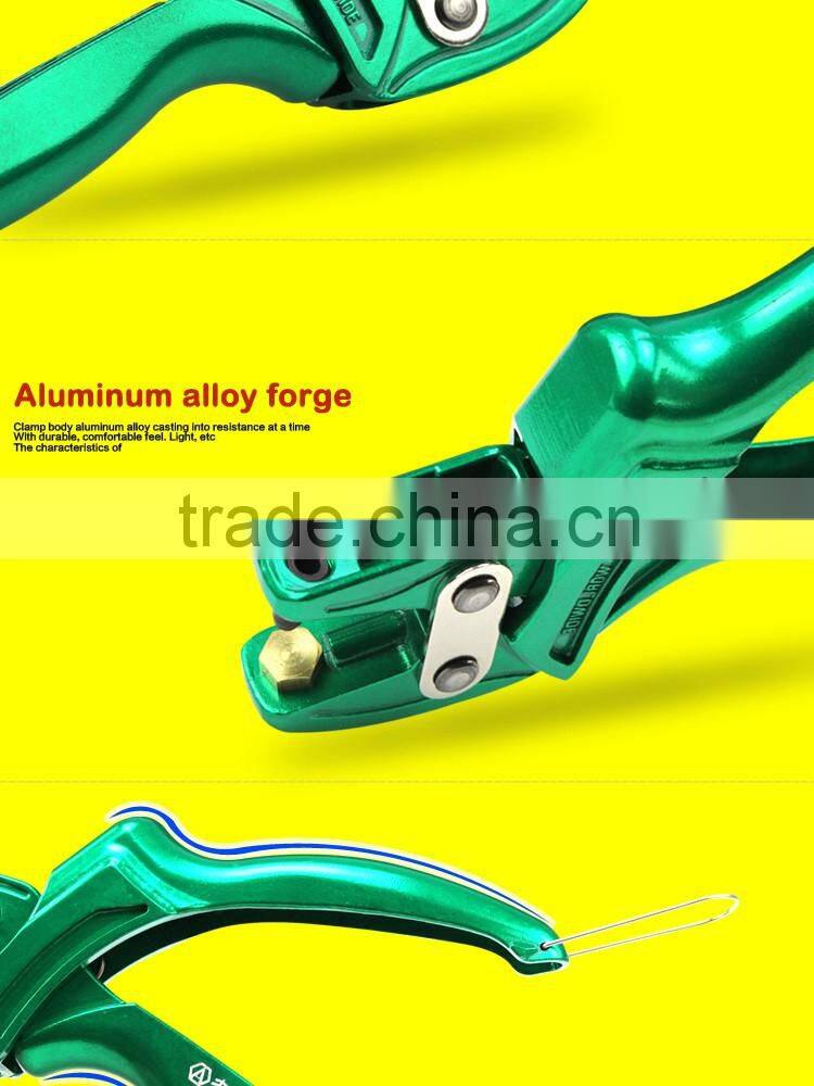 LAOA Green Color Hole Puncher Punching Forceps For Belt Card Snap Button Eyelet Punch Pliers