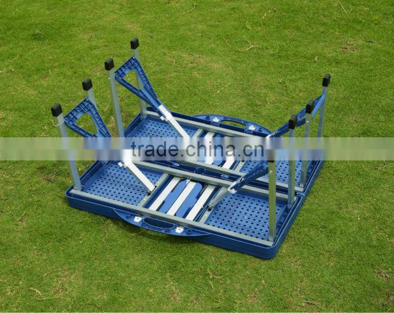 Outdoor Plastic Folding Table