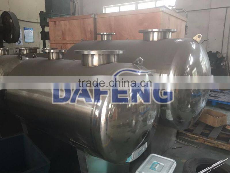 Stainless steel water storage tank