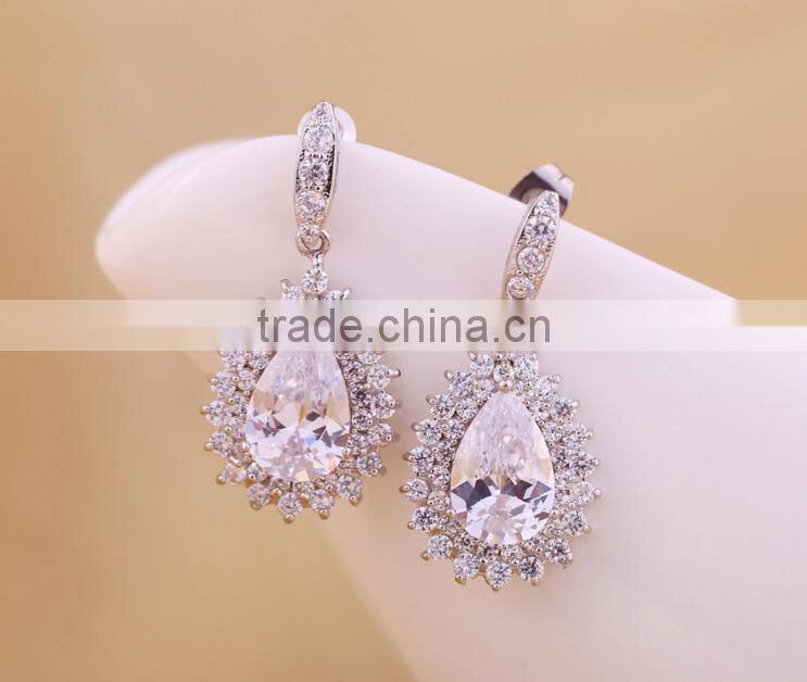 Wholesale Stock Small Order Fashion Women Top Grade Drip Zircon Earrings
