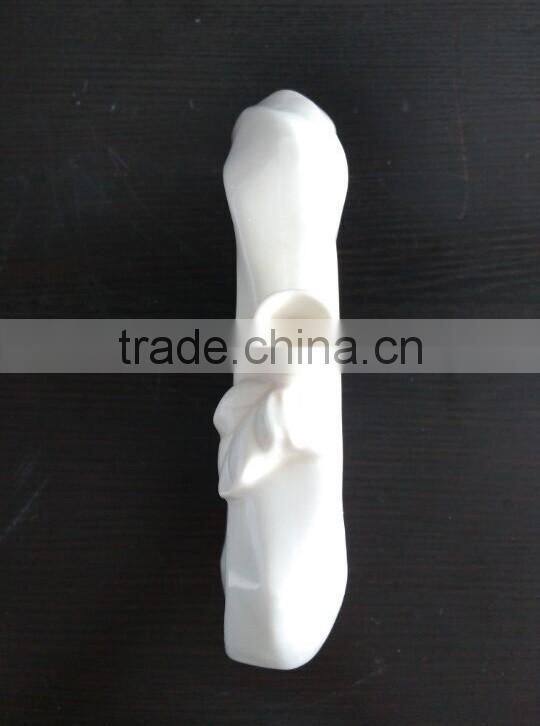 Factory supply Ceramic Apple Shaped bottle