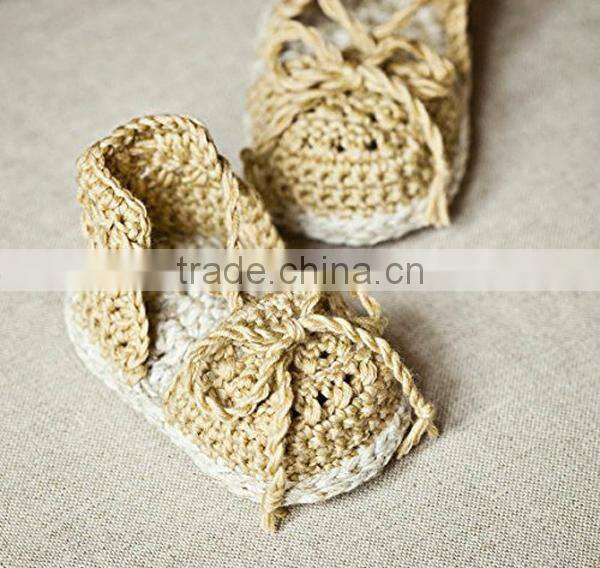 elegant nice design hot sales girl free knitting pattern baby shoes