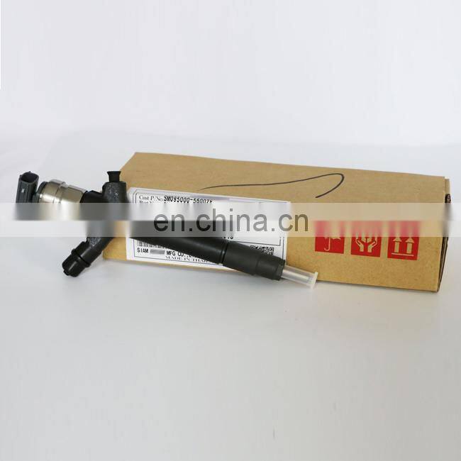 Fuel injector 095000-5600 original injector 1465A041,0950005600