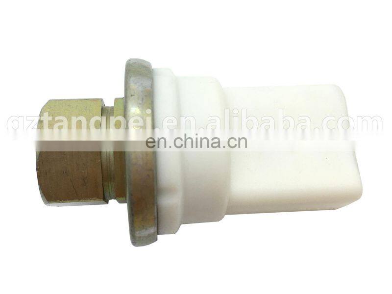 Air Conditioning Pressure Sensor 5Q0959126 5Q0 959 126 82CP51-01 82CP5101 4F0959126A 4F0959126B 4F0959126C 8K0959126 8K0959126A