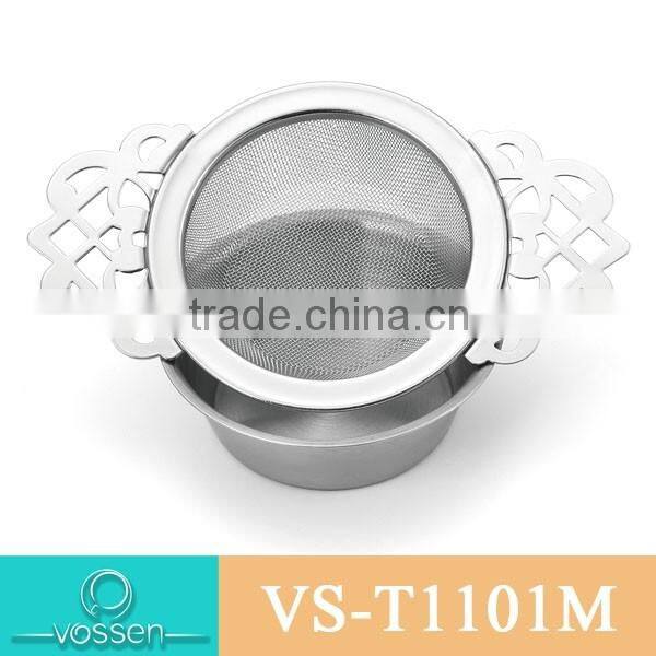 Teapot shaped tea accessory