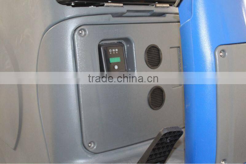 Small ride on floor scrubber dryer large area used