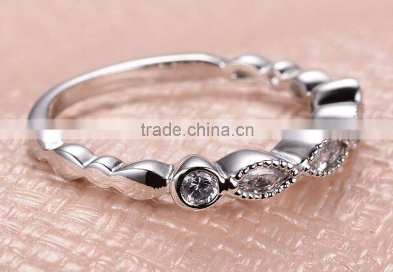 Treasure Factory Simple fashion jewelry couple rings horse eye diamond ring copper ring