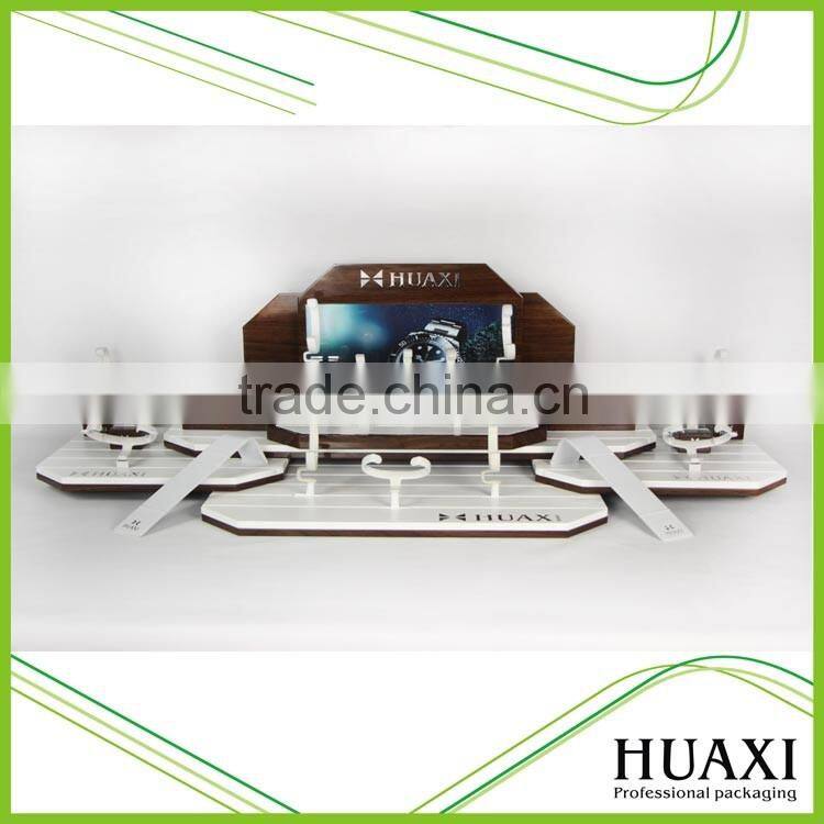 Black High Glossy Small Single Wooden Watch Holder Stand