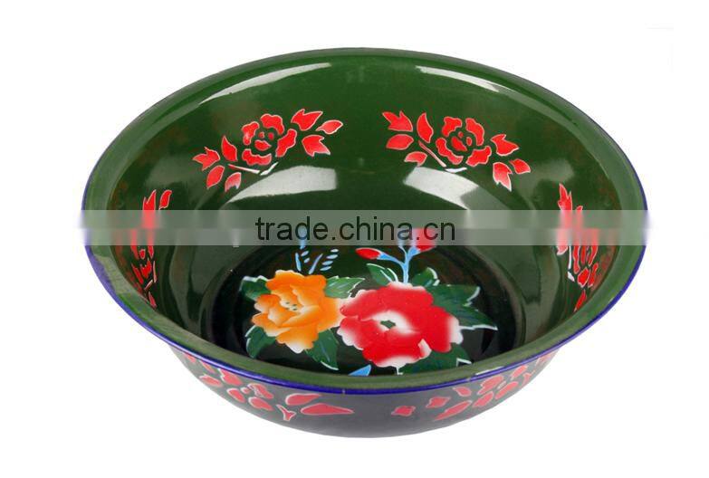 Green enamelled outdoor camping wash basin