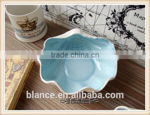 ceramic bathtub soap dish in fancy design