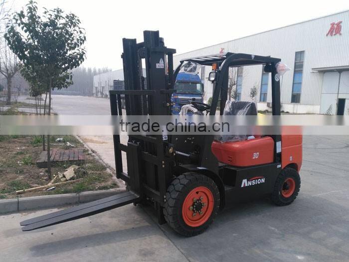 Warehouse Industrial 3 ton diesel forklift truck with JAPAN engine