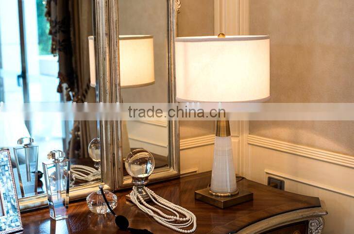 Concise cone design whith jade body with metal accessory fabric lampshade table lamp