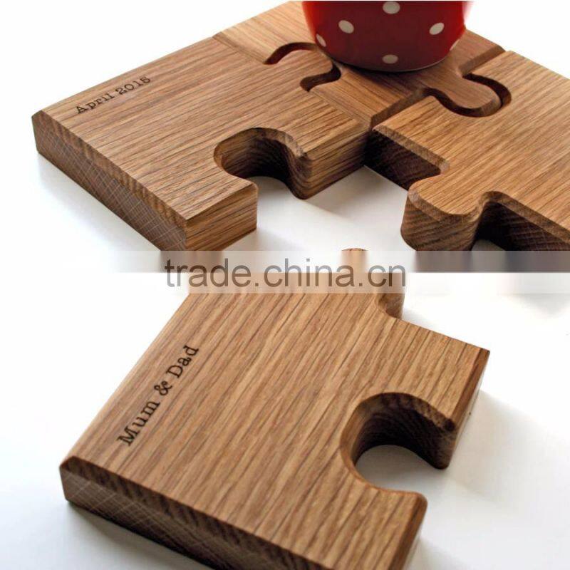 Oak Puzzle Shape Wooden Coaster CNC Engrave Creative Coaster with Customer Logo