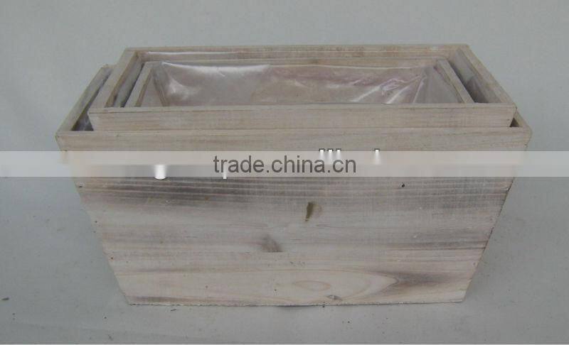 square antique with wash wood planter