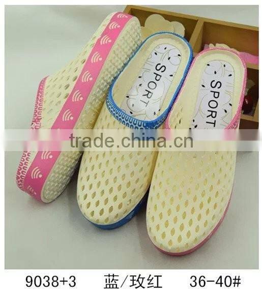 plastic weaven sandal with best design