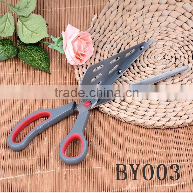 2016 Multifunctional stainless steel pizza scissors with rubber soft tpr handle /rubber scissors