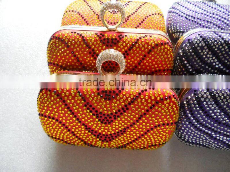 Dense drilling rhinestone evening clutch bag