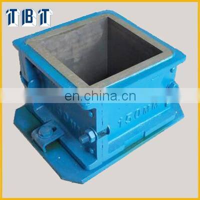 Two Parts disassemble With Clamp Base Plate Cube Mould for Compression Test British standard concrete cast iron mould