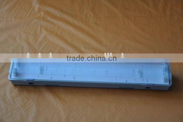 China Supplier T8 Energy Saving Dust Proof Ip65 Tri-Proof Led Light