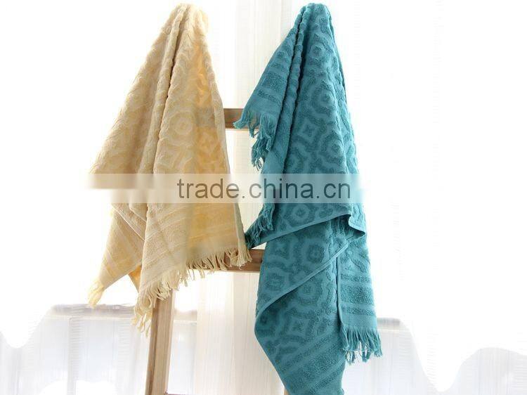 China factory 100% cotton new design bath towel with tassels