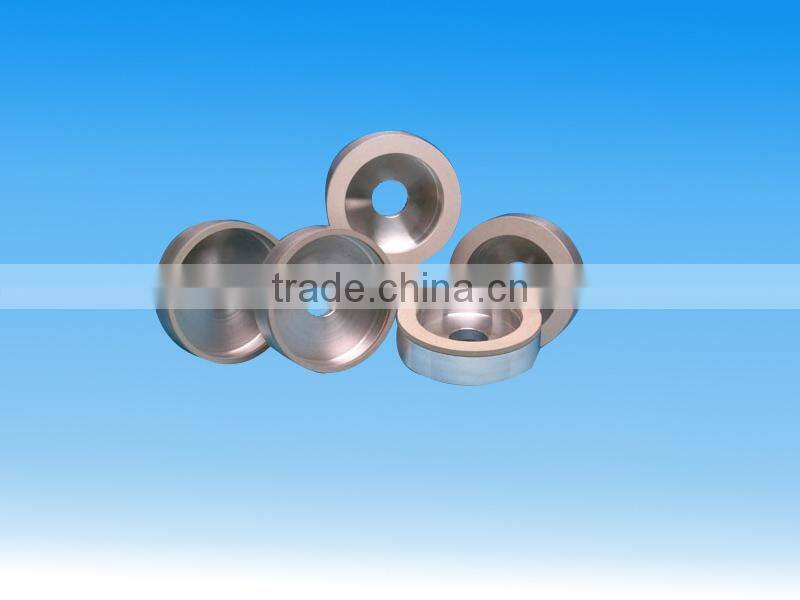 Metal bond diamond grinding wheel