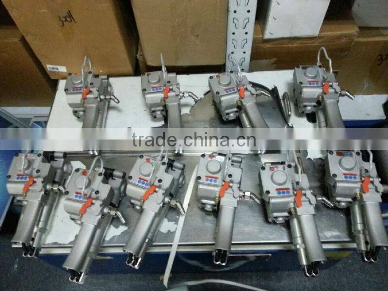 CMV-19/25wire strap tool