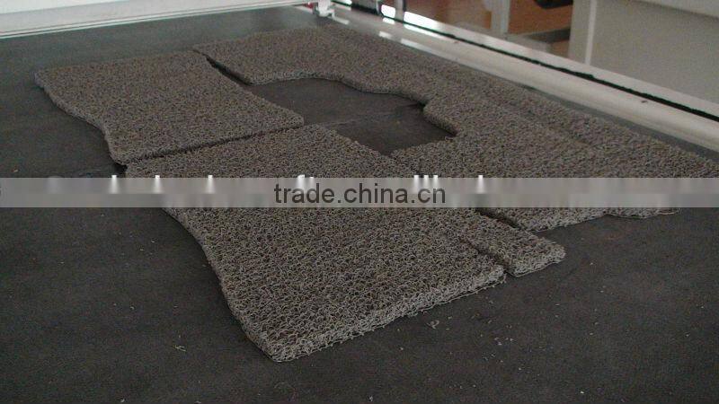 IECHO BK2516 Car Mats and Carpets and Logo Floor Rug Automatic CNC Cutting Machine with Electric Oscillating Blade