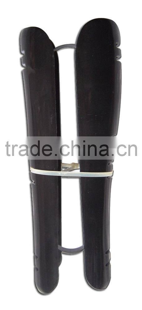 Fashionable large adjustable plastic shoe tree