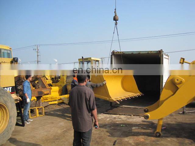 Used wheel loader Caterpillar 966G loading, Loading service for Caterpillar 966 loader