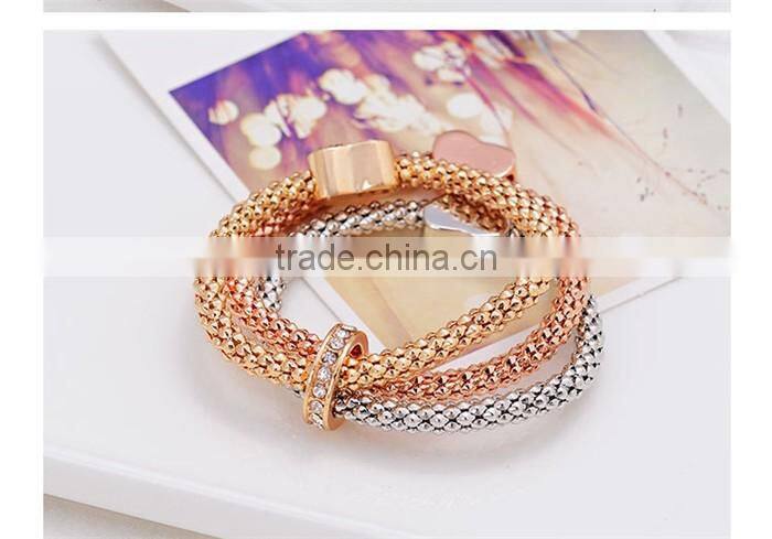 Factory wholesale environmental zinc alloy full created diamond heart pendant charm bracelet