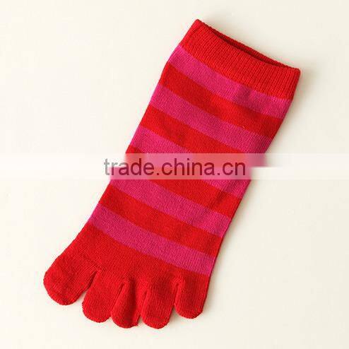 Bulk Wholesale Japanese OEM Top Quality Custom Design Winter Warm Five Toe Multi Yellow Stripes Injinji Yoga Pilates Socks