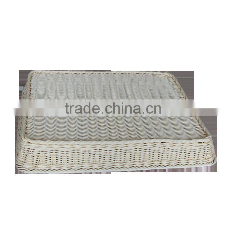 Wholesale plastic rattanwoven picnic basket for fruit and bread display