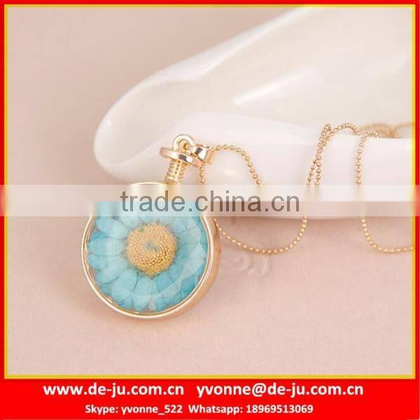 Newest Flower Design Gold Necklace