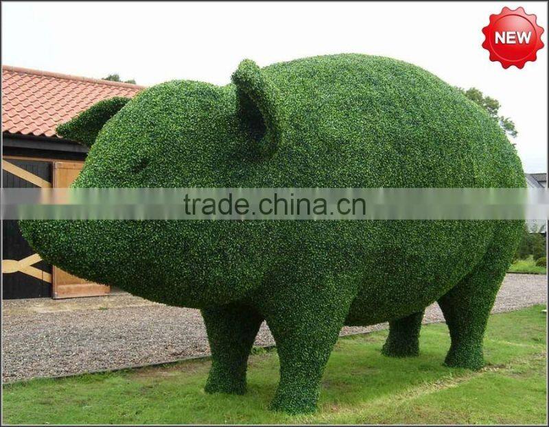 artificial animal topiary artwork