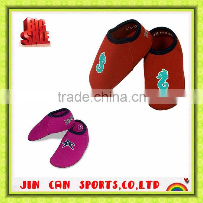 2014 latest fashion summer kids waterproof socks made in china