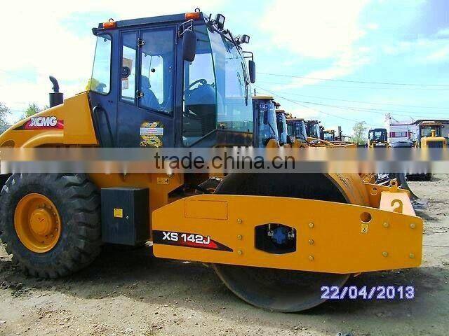 China Manufacturer Supply XCMG Road Roller