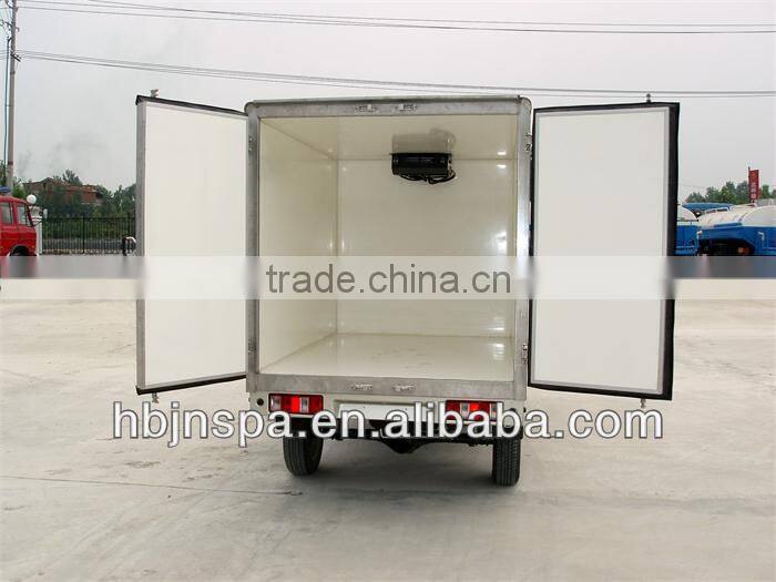 new product mini freezer box truck, small refrigerator box truck for sale