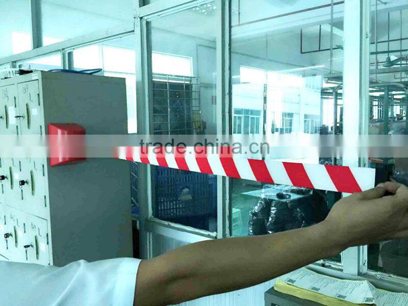 China manunfacutrer 5m belt cassette on the safety barrier wall mounted barrier for warehouse