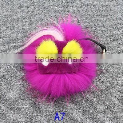 China Wholesale OEM Custom Leather Raccoon Fur Monster Fur Keychain