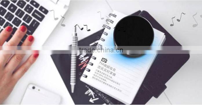 newest and high quality A10 metal bluetooth speaker with led light